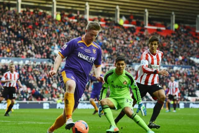 Oscar Ustari during the FA Cup Fourth Round match between Sunderland and Kidderminster Harriers at the Stadium of Light on January 25, 2014 (Photo by Michael Regan/Getty Images)