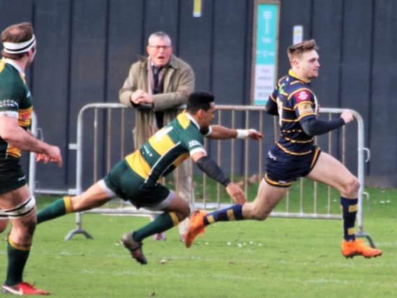 Curtis Barnes grabbed a hat-trick of tries in Worthing Raiders' defeat at Barnes. Picture: Colin Coulson