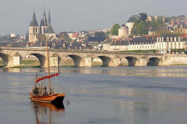 Picturesque Blois sits on the banks of the River Loire and was the birthplace of Robert-Houdin. The city is twinned with Lewes. The magicians former home is today a museum dedicated to his life, illusions and magic.