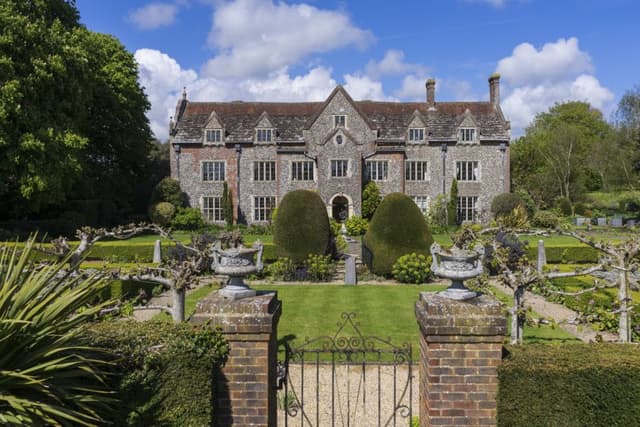 Hunsingore Manor Angmering’s magnificent manor with 700-year history goes up for sale