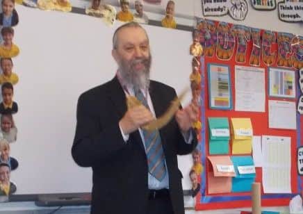 Rabbi Radar with the shofar