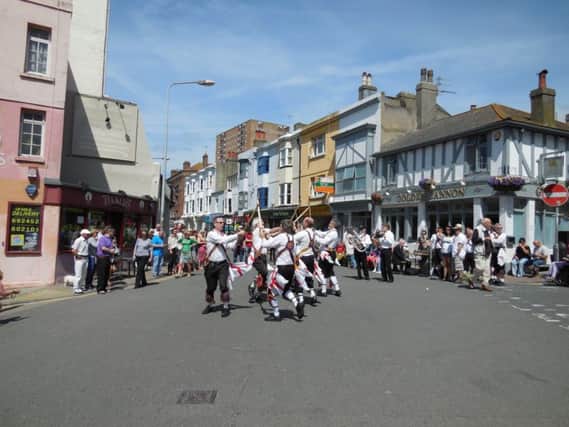 Morris Dancers at Kemp Town Carnival By Paul Gillett licensed by Creative Commons