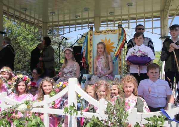 Crowning of the May Queen in Alexandra Park, Hastings.
Photo by Roberts Photographic SUS-190513-092010001