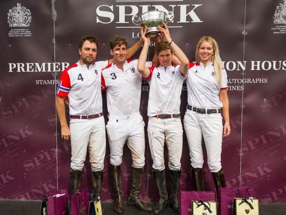 Cicero Cup winners Gaston / Picture by Mark Beaumont