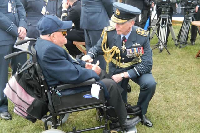 D-Day Veteran Tom Roger  and Chief of the Air Staff RAF, Sir Stephen Hillier SUS-191206-124541001