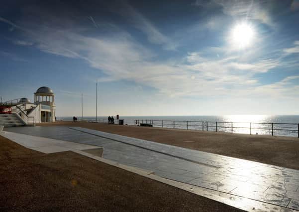 Bexhill Colonnade and Bexhill Seafront SUS-190214-115635001