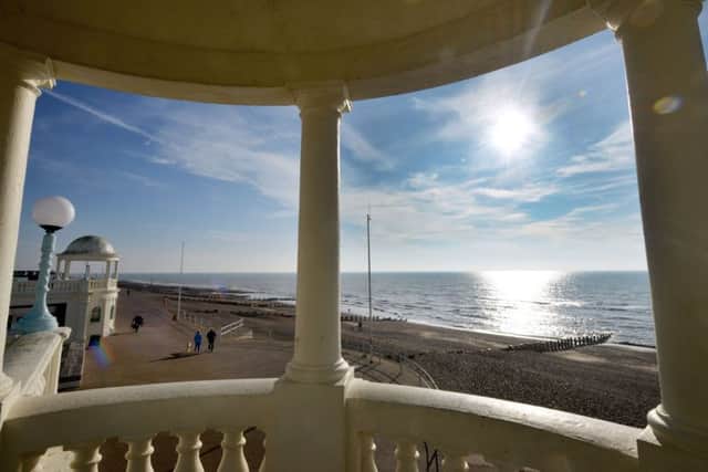 Bexhill Colonnade and Bexhill Seafront SUS-190214-115714001