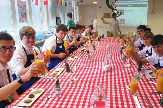 Ark William Parker Academy students take part in a MasterChef Challenge
at the University of Brighton SUS-190619-121725001