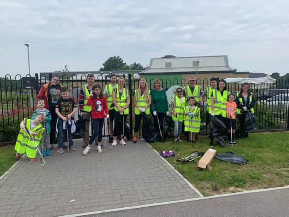 Residents united to tackle litter in the area