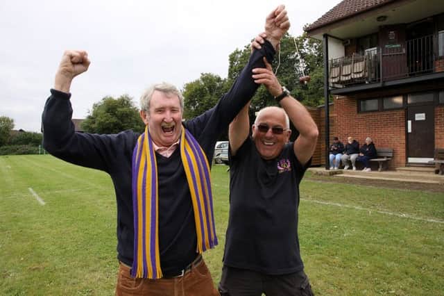 Conker champion Mick Fahey celebrates his win, photo by Ron Hill