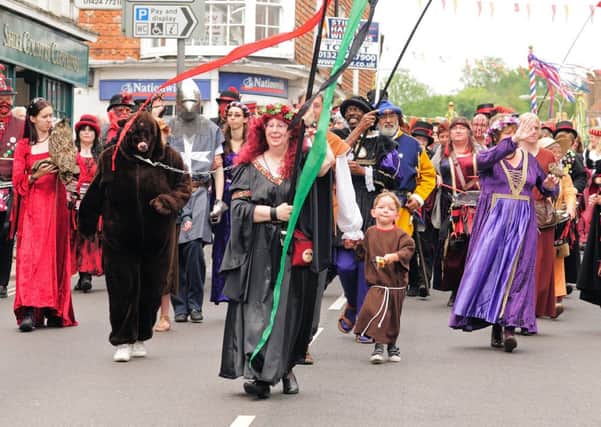 Battle Medieval Festival at Abbey Green
30.05.11.
Picture by: TONY COOMBES PHOTOGRAPHY  
The procession heads down Battle High Street