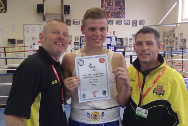 Mark White (middle)