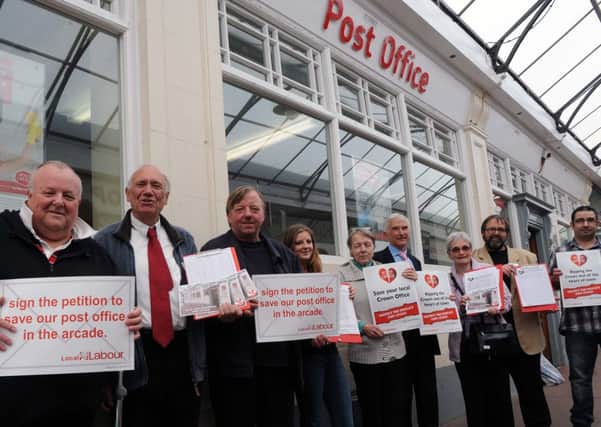 Arcade traders join the post office campaign supporters                            L21765H13
