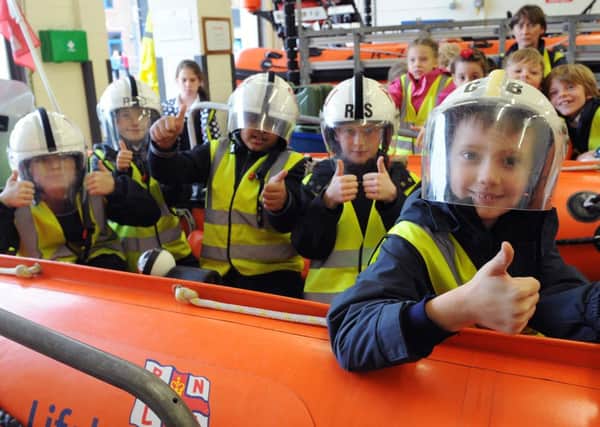 Thumbs up  can you pledge your support to help co-ordinate fundraising events for  Littlehampton lifeboat station?    L43621H12