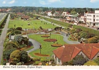 A postcard of Marine Park Gardens, Bognor Regis