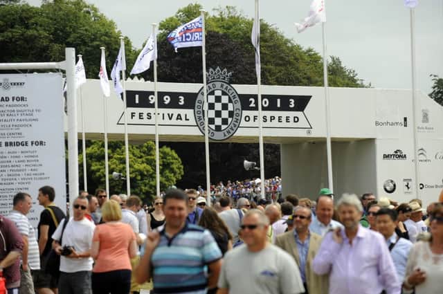 GOODWOOD FoS (ST) MRW 12/7/2013 

The 2013  Goodwood Festival of Speed 

Sell-out ! 

Picture: Malcolm Wells (131934-0574)