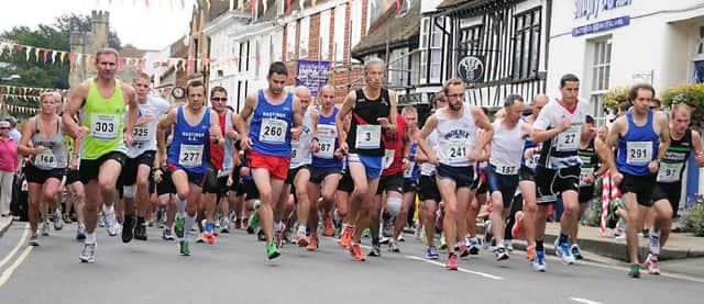 Battle High Street will again be lined with runners for the 2013 bbb10k tomorrow morning
