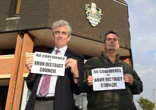 Hugh Coster and Tony Dixon, left, are planning a council coup                 L41032H13