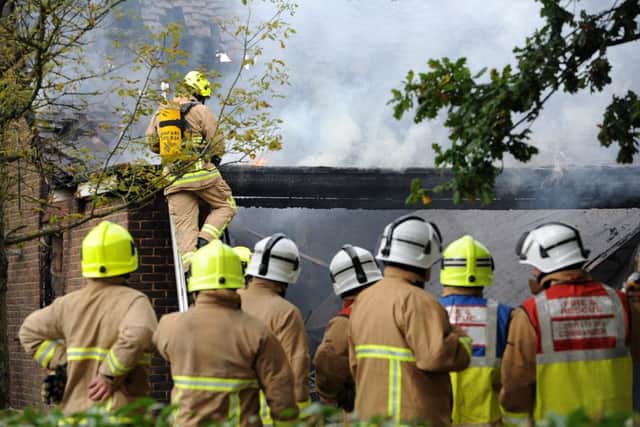 JPCT 141013 House fire, Gay Street Lane, North Heath, near Pulborough. Photo by Derek Martin