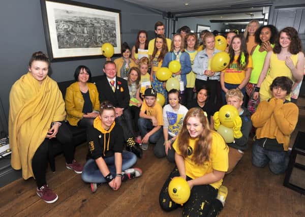 25/10/13- Rye Studio School Students and Lord Brett Maclean get together for Yellow Day at the George Hotel, Rye.
