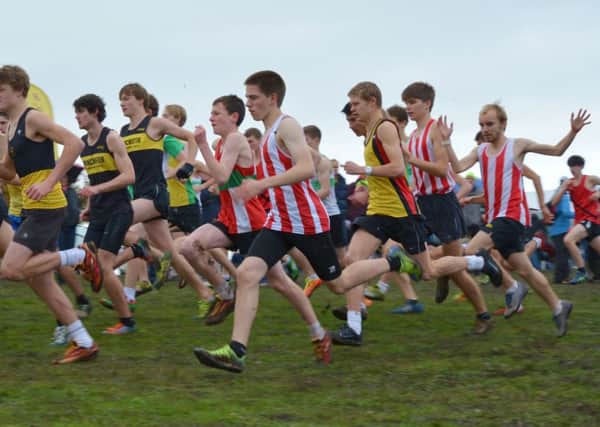 The large field in the under-17 men's race  Picture by David Edmund-Jones / www.davidedmundjones.co.uk