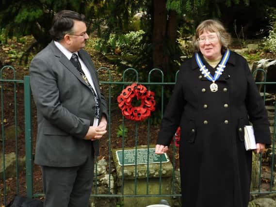 Mayor Bob Smytherman and Janet Goldsbrough-Jones at the pigeon memorial service.