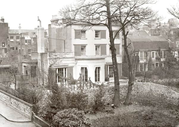 Bedford House and Stanford's Cottage in 1907