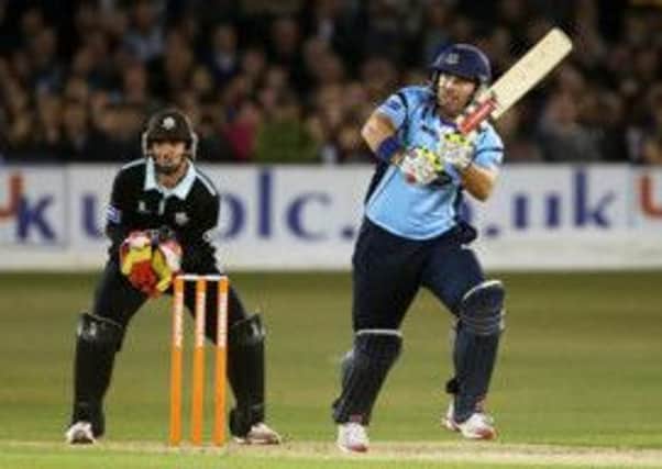 Michael Yardy in action for Sussex Sharks