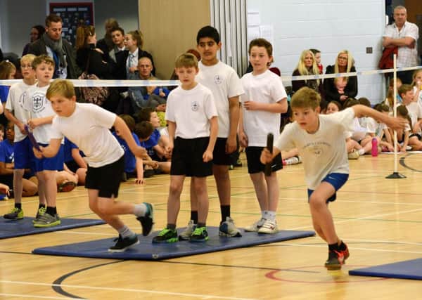 Help is needed to help motivate school children to take part in fitness activities like running or skipping    L13551H14