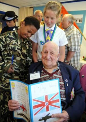 D-Day veteran Stan Northeast sharing his memories with pupils in Littlehampton