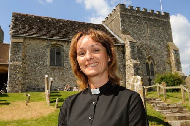 New curate, the Rev Stephanie Gardner at St Nicholas' Church, Bramber D14281791a SUS-140714-095513001