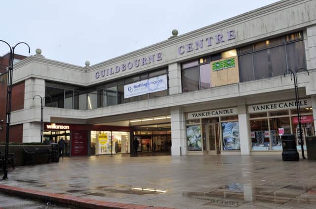 W03004H14-GuildborneCentre.

Shopping Centre   Retail    Shops   Guildbourne Centre    Worthing ENGSUS00120140115173435