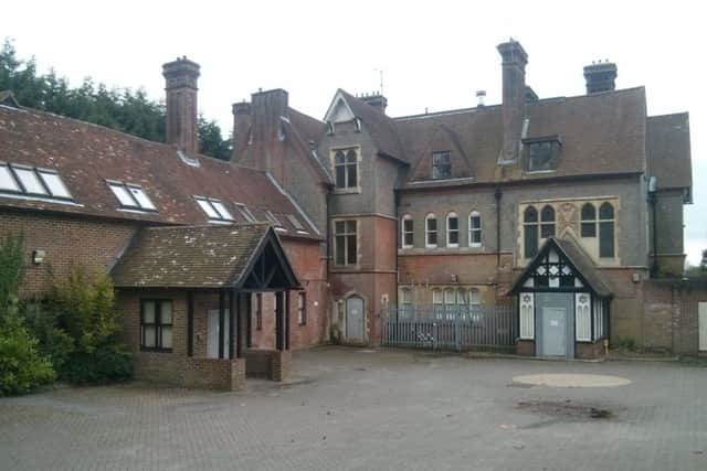 Horsgate House, which neighbours the old Court Meadow School building