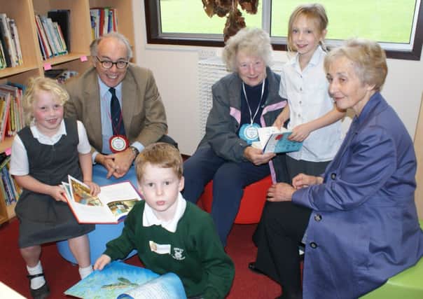Shipley Primary School launches new library and teaching space SUS-141027-131753001