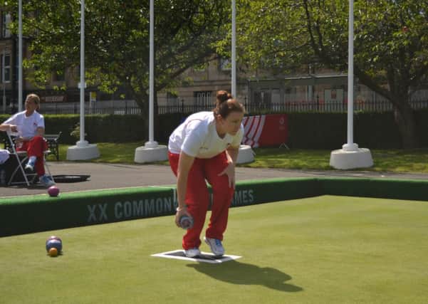 Sian Honnor bowling at the Commonwealth Games