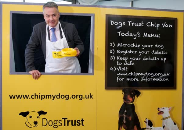 Tim Loughton supports the micro-chip campaign