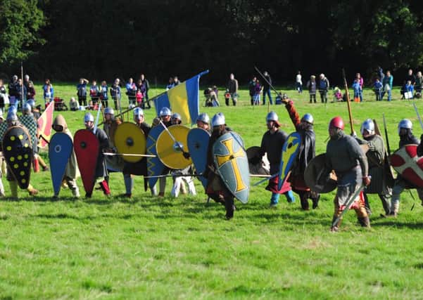 11/10/14- Battle of Hastings re-enactment, Battle. SUS-141110-180854001