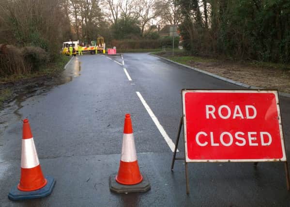 A21 closed for flooding SUS-150114-075218001