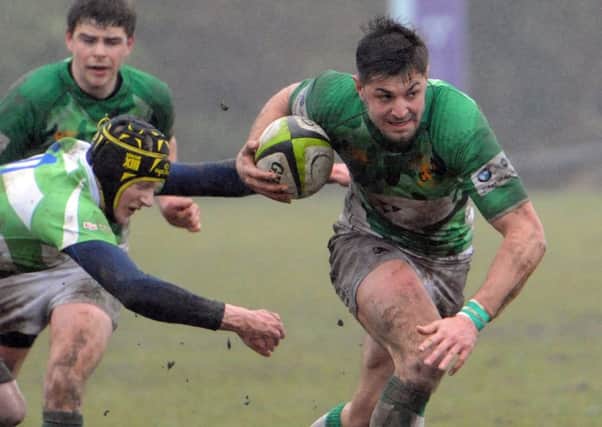 Jamie Gibbs put down a hat-trick of tries as Horsham moved close to winning the title on Saturday