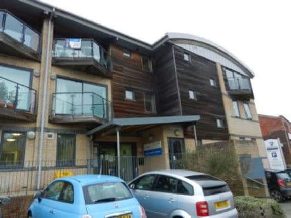 Top floor apartment to let near Battle railway station SUS-150316-141617001