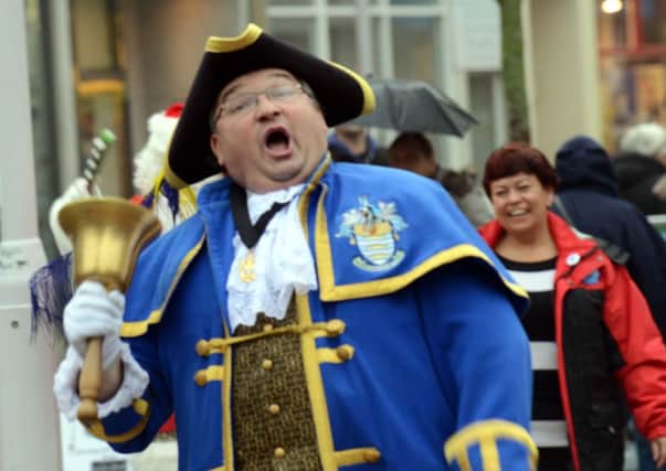 W47702H14

Countdown to Christmas South Street Square Worthing Saturday. Town Cryer Bob Smytherman SUS-141124-083306001