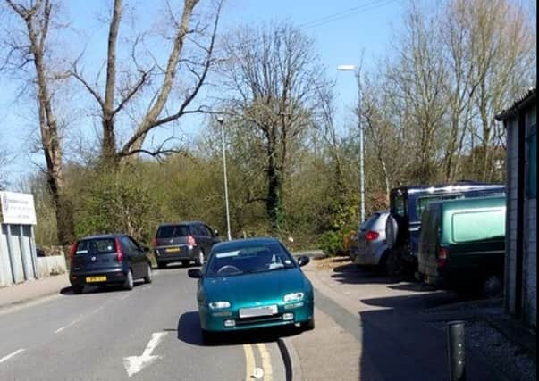 Inconsiderate parking in Rye SUS-150416-071545001