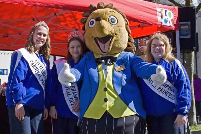 Hampton the Hedgehog with Carnival Queen Chloe Bryant (centre) and Princesses Eve Edwards (left) and Natasha-Jane Townsend          Photo: Andy T Lee Photography