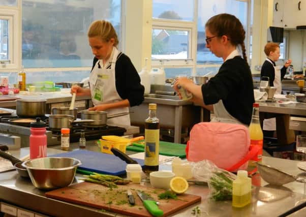 fit2cook competition: Megan Parkes and Lucy Bleach of Millais School in Horsham SUS-150514-160153001