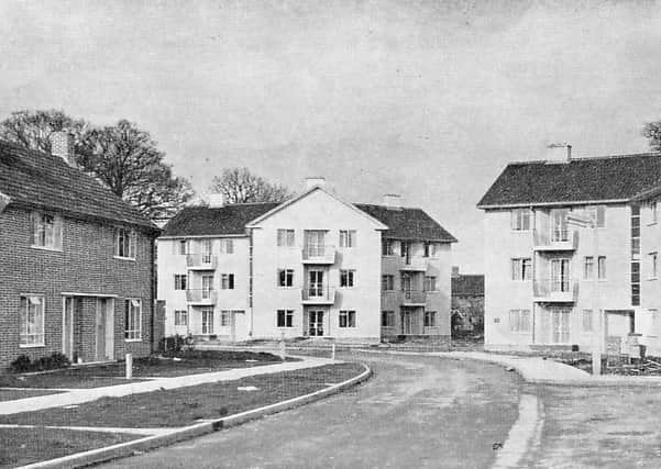 'Star' flats in Sunnymead, West Green, 1952 SUS-150625-120143001