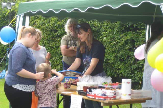 Fun at the Singleton Fête, including stalls and music