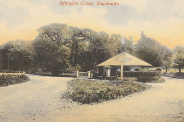 Offington Corner and the northern lodge in the Edwardian age. Warren Road is to the left, the Arundel road is straight ahead, and the road to Findon is on the right