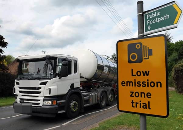 JPCT 210514 S14210722x Storrington. Low Emission Zone signage -photo by Steve Cobb SUS-140521-122125001