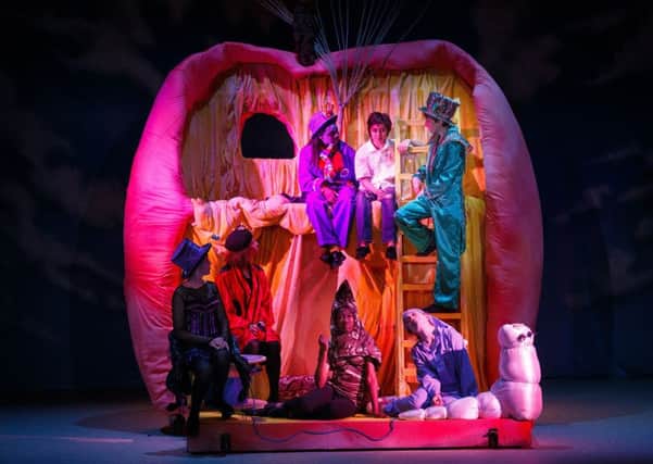 James and the Giant Peach performance at Christ's Hospital SUS-150727-104614001