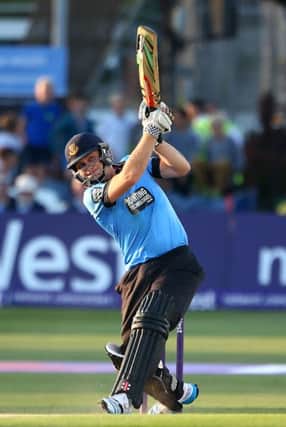 Luke Wright hit 39 in his side's defeat to Warwickshire in the Royal London One-Day Cup